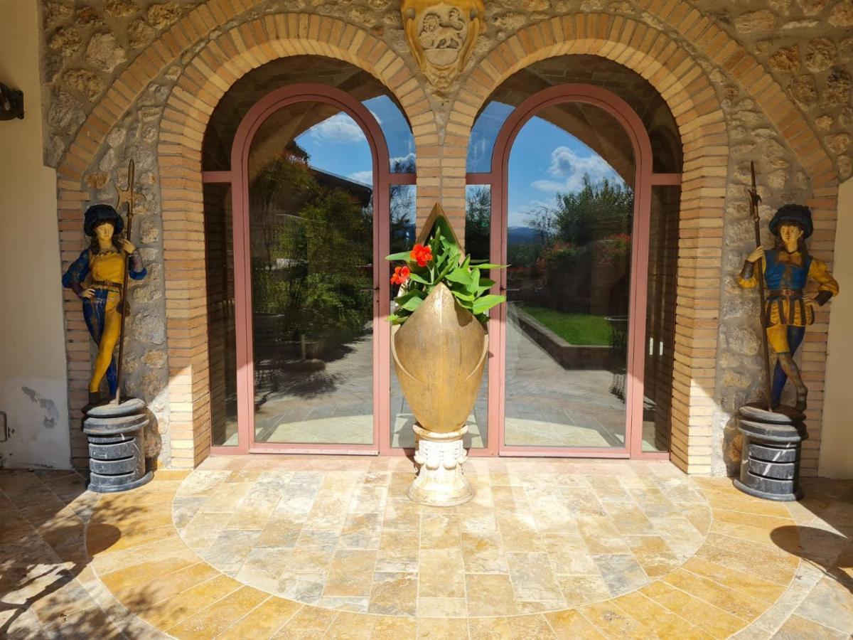אפרטהוטל סוביצ'ילה Borgo Di Barigianino מראה חיצוני תמונה